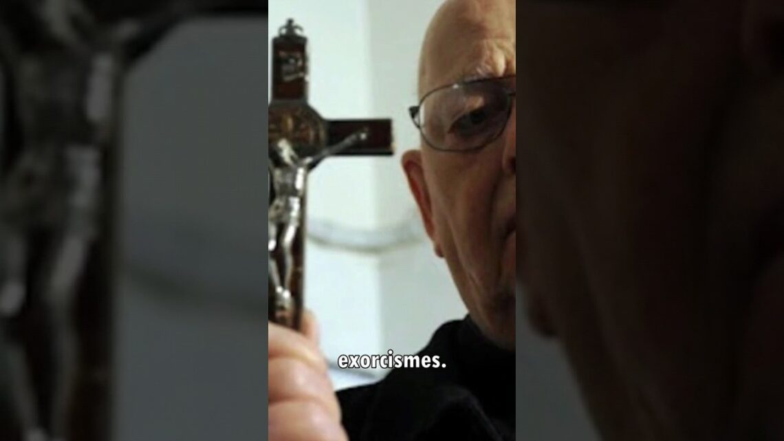 LE CRUCIFIX DE ST BENOIT CONTRE LE DIABLE ?