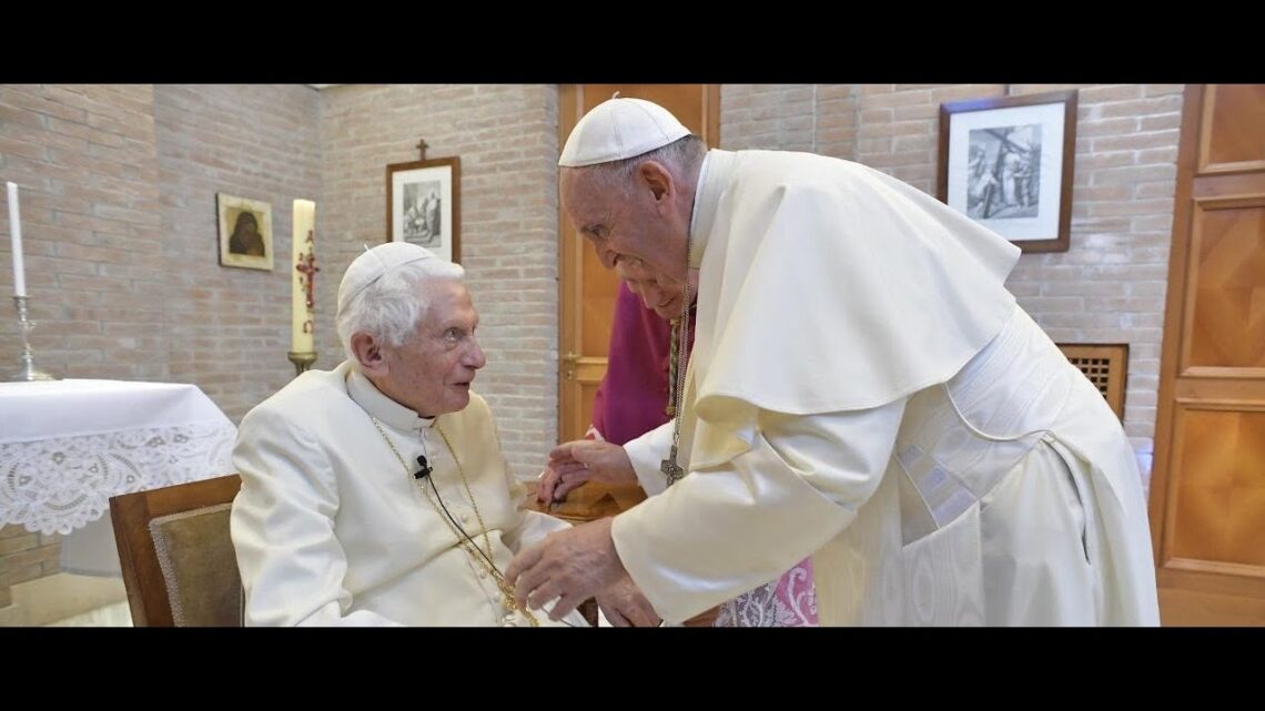 Le pape François a-t-il brisé le cœur de Benoît XVI par son Motu Proprio sur la liturgie? D. Crouan/